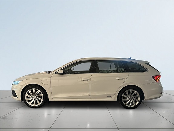 Skoda Octavia 4 of 18