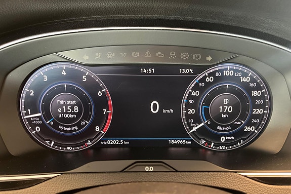 Volkswagen Passat 17 of 27