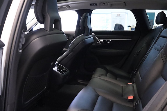 Volvo V90 Cross Country 9 of 21