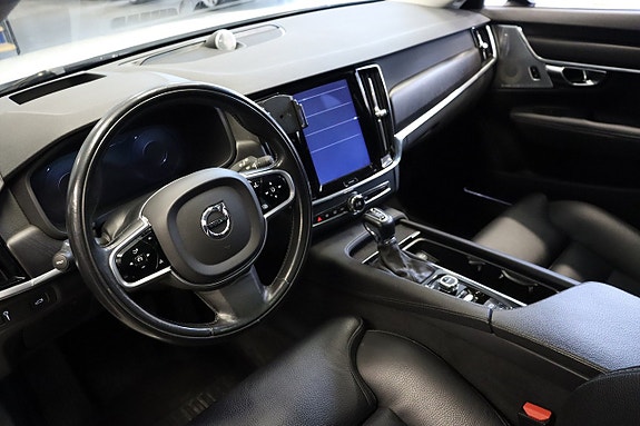 Volvo V90 Cross Country 10 of 21