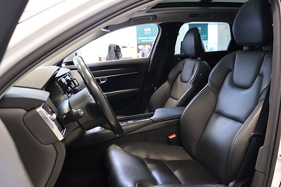 Volvo V90 Cross Country 12 of 21