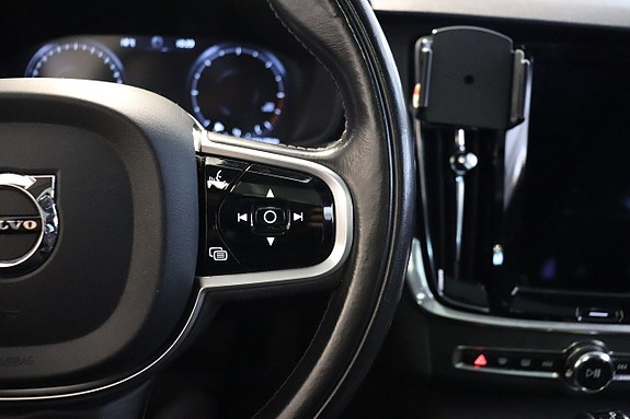 Volvo V90 Cross Country 8 of 21