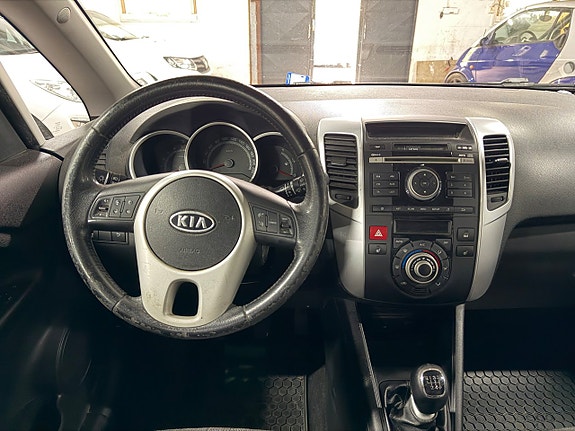 Kia Venga 12 of 16