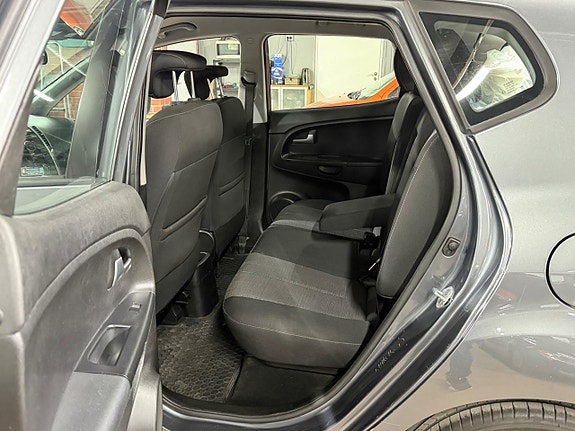 Kia Venga 10 of 16