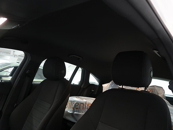Mercedes-Benz EQC400 22 of 30