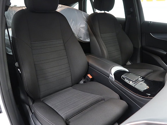 Mercedes-Benz EQC400 20 of 30