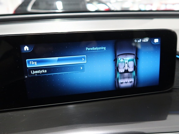 Mercedes-Benz EQC400 28 of 30