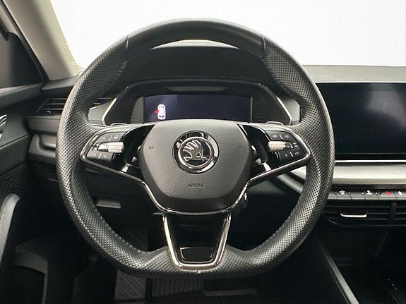 Skoda Octavia 12 of 30