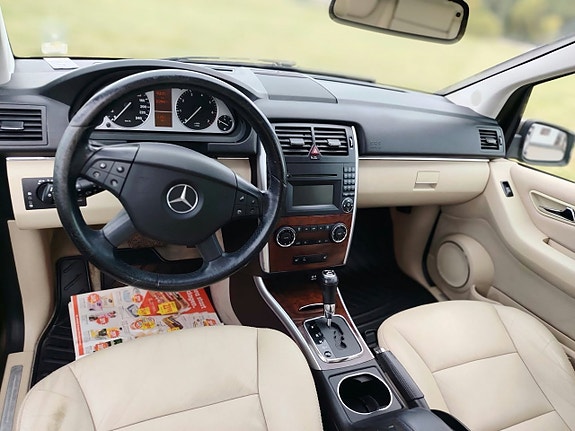 Mercedes-Benz B170 5 of 21
