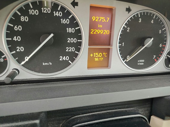 Mercedes-Benz B170 18 of 21