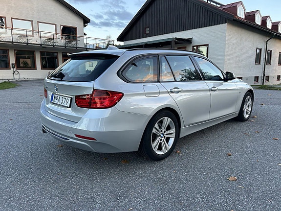 BMW 318d 5 of 13