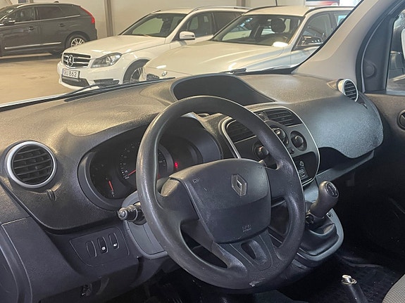Renault Kangoo Express 14 of 17