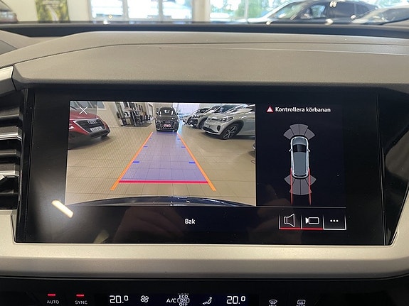 Audi Q4 e-tron 18 of 21