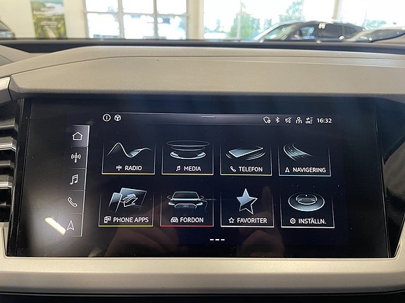 Audi Q4 e-tron 21 of 21