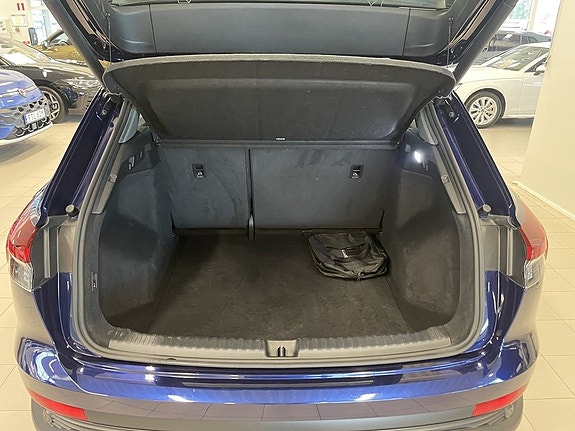 Audi Q4 e-tron 13 of 21