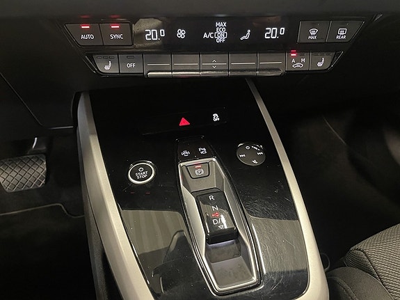 Audi Q4 e-tron 17 of 21