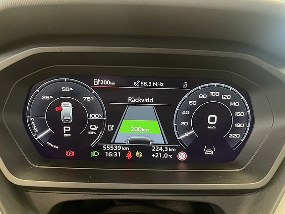 Audi Q4 e-tron 16 of 21