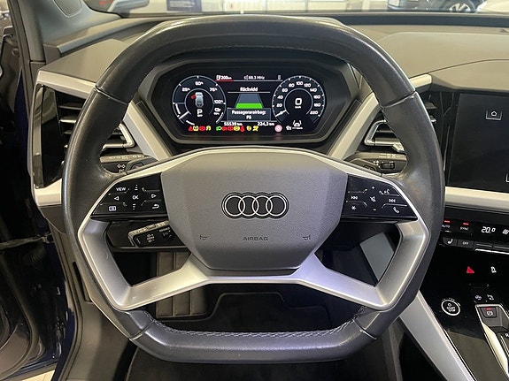 Audi Q4 e-tron 15 of 21