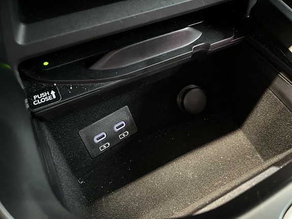 Lexus NX450h+ 15 of 23