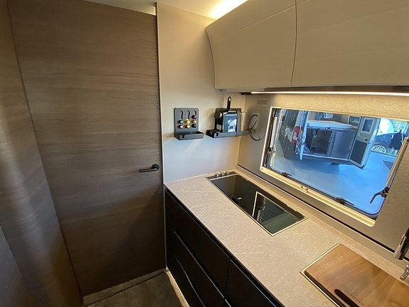 Adria Supersonic 890 LL MB/170 HK/ALDE/Automat 22 of 30
