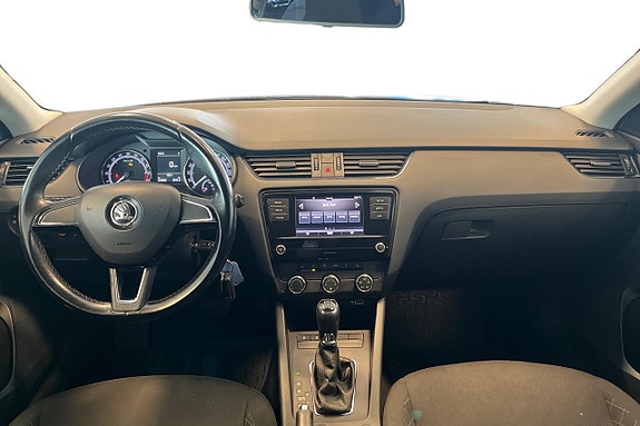 Skoda Octavia 12 of 22