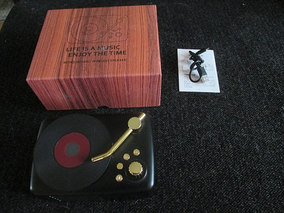Product image 1 of 2