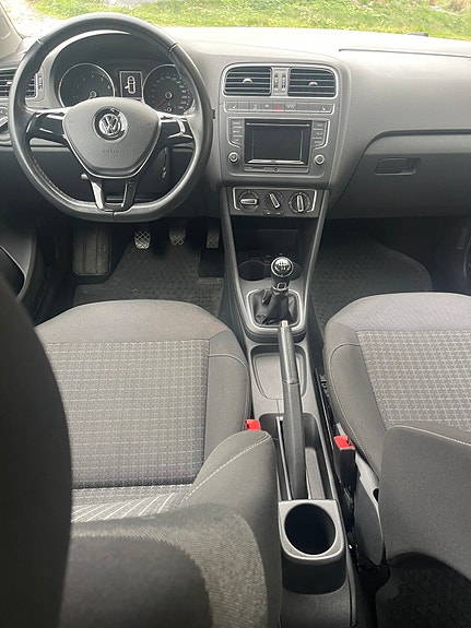 Volkswagen Polo 5 of 7