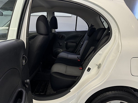 Nissan Micra 17 of 18