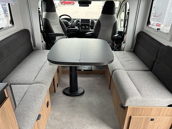 Challenger Challenger 260 Graphite Edition Fiat M27 - Fiat Ducato 2.2L 140 HK Manuell 13 of 21