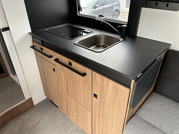Challenger Challenger 260 Graphite Edition Fiat M27 - Fiat Ducato 2.2L 140 HK Manuell 15 of 21