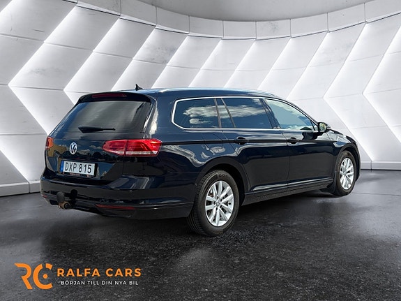 Volkswagen Passat 7 of 16