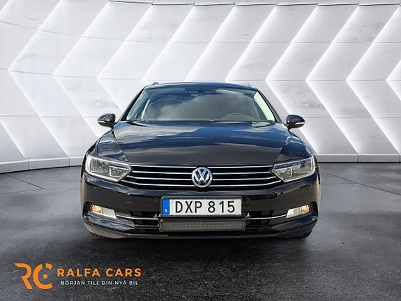 Volkswagen Passat 8 of 16