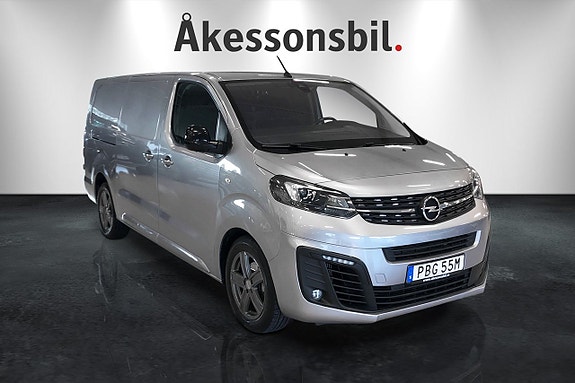 Opel Vivaro 2 of 10