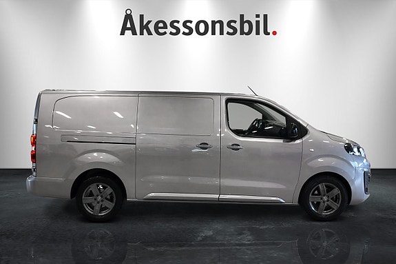 Opel Vivaro 3 of 10