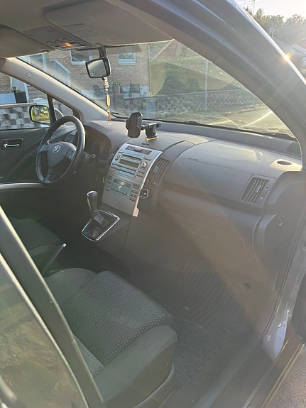 Toyota Corolla Verso 8 of 10