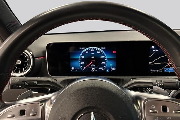 Mercedes-Benz A200 10 of 18