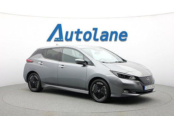 Nissan Leaf 3 of 30