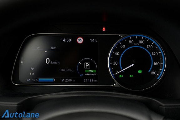 Nissan Leaf 24 of 30