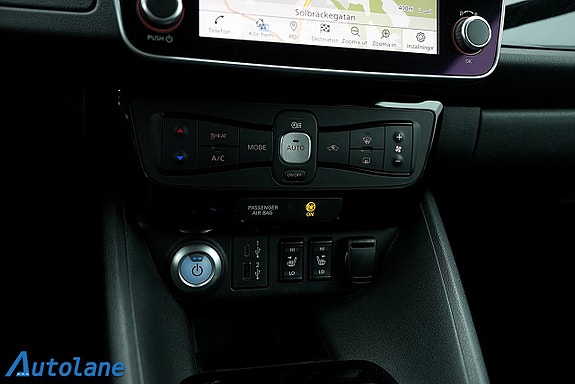 Nissan Leaf 29 of 30