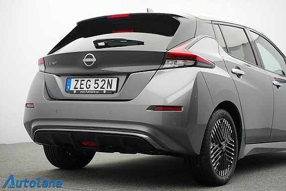 Nissan Leaf 13 of 30