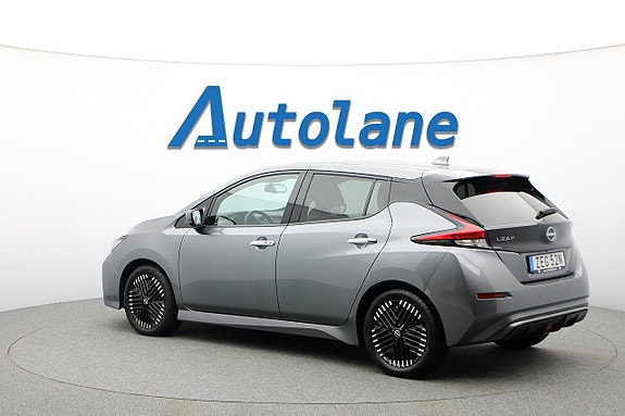 Nissan Leaf 7 of 30
