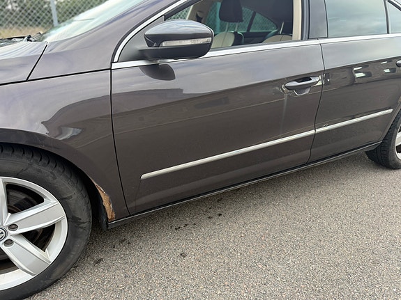 Volkswagen Passat CC 12 of 12