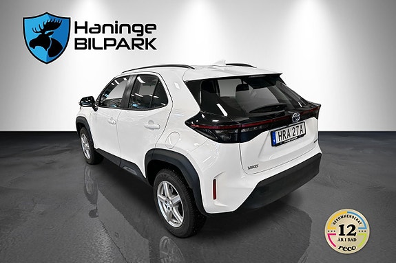 Toyota Yaris Cross 8 of 22