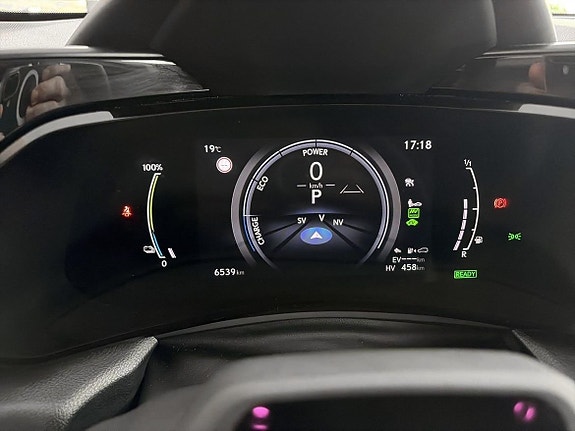Lexus NX450h+ 12 of 22