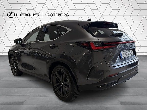 Lexus NX450h+ 6 of 22