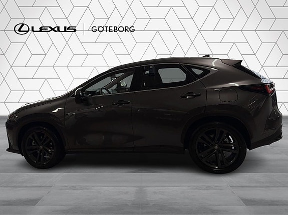 Lexus NX450h+ 5 of 22