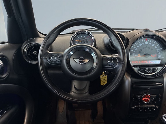 MINI Countryman Cooper D 16 of 20