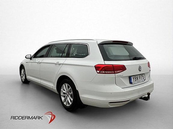 Volkswagen Passat 5 of 27