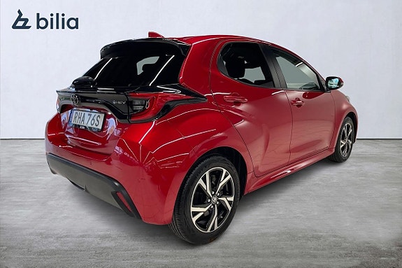 Toyota Yaris 16 of 18