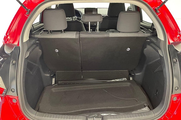 Toyota Yaris 10 of 18